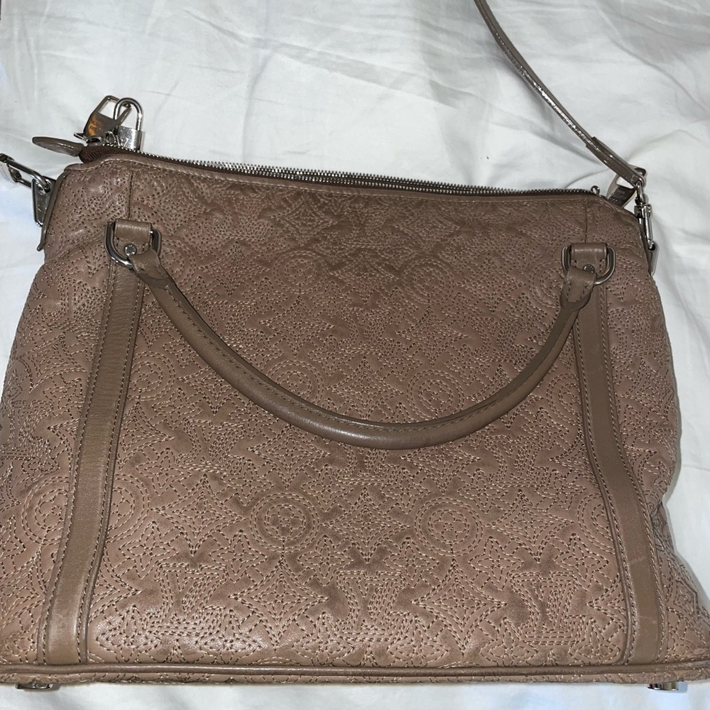Louis Vuitton Antheia purse